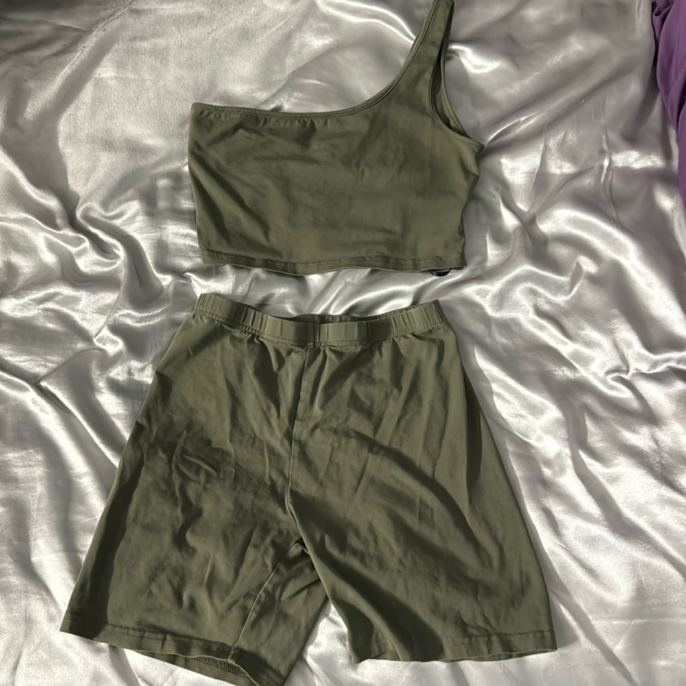 Green Workout Set